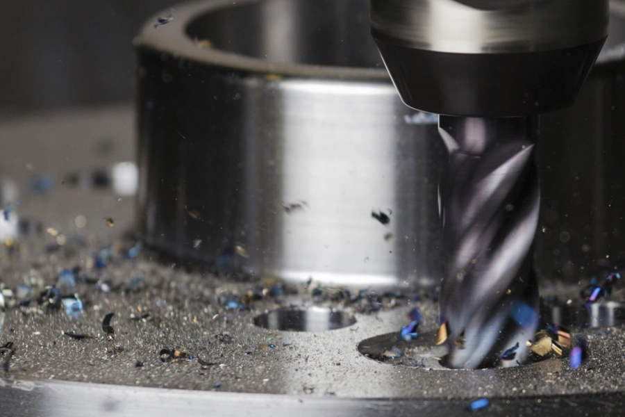 智能加工精密配件：多軸聯(lián)動(dòng)技術(shù)如何提升加工精度與生產(chǎn)效率