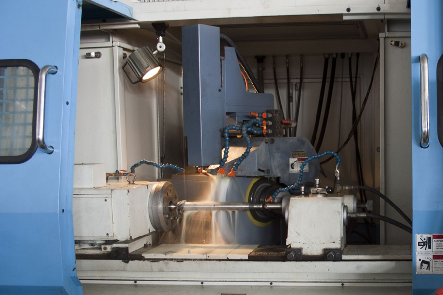 鈦合金加工為什么貴？從刀具壽命到工藝復(fù)雜度深度解析