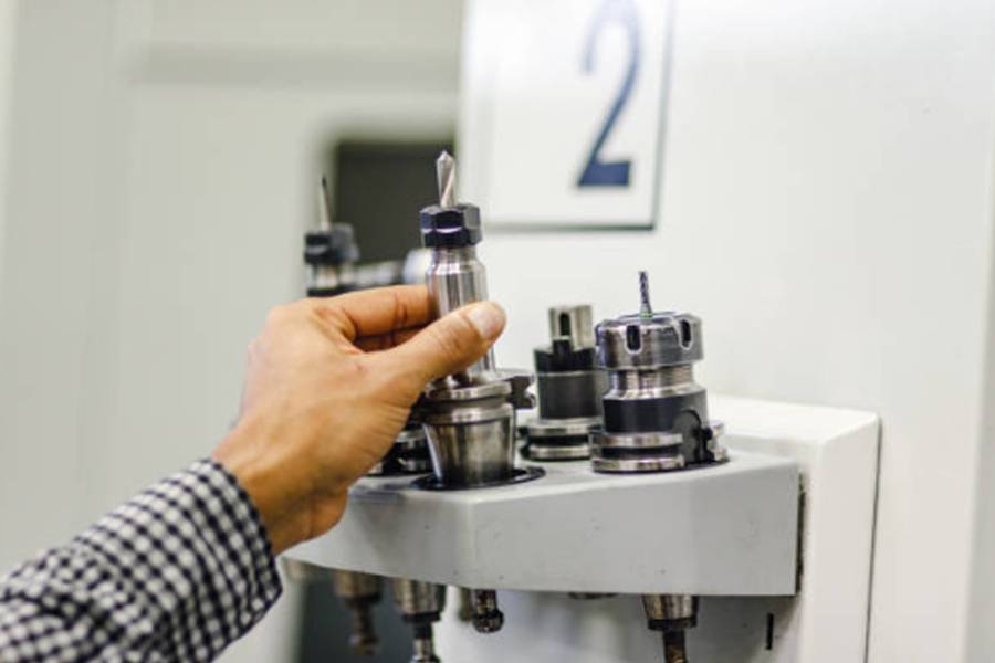 多軸破五軸聯(lián)動限制！協(xié)同切削讓航空渦輪與汽車缸體產(chǎn)能飆升