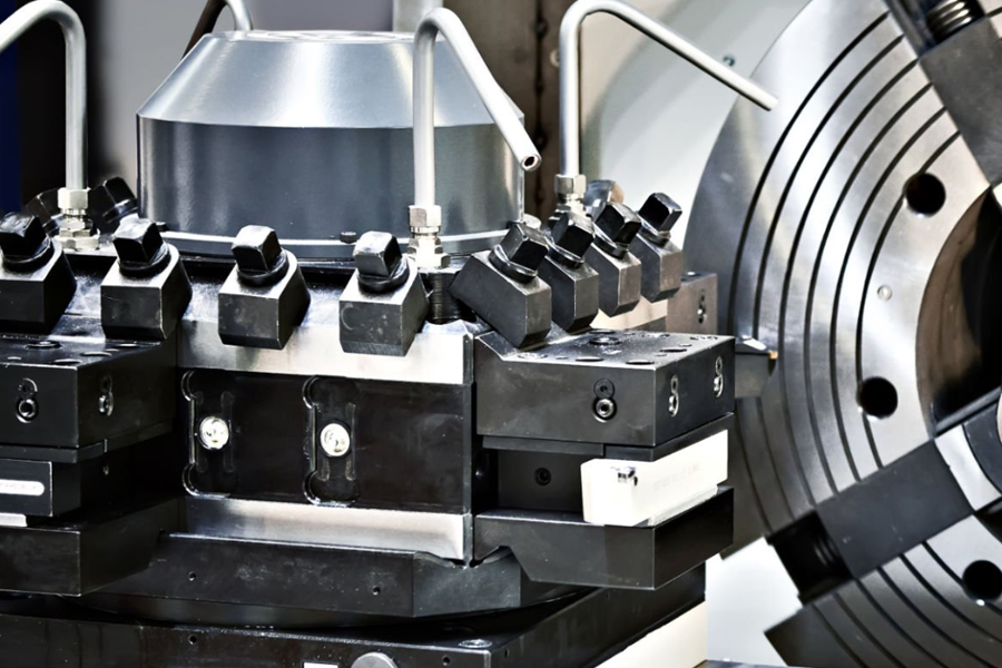 四軸聯(lián)動(dòng)機(jī)床在精密制造中的優(yōu)勢(shì)與應(yīng)用探索